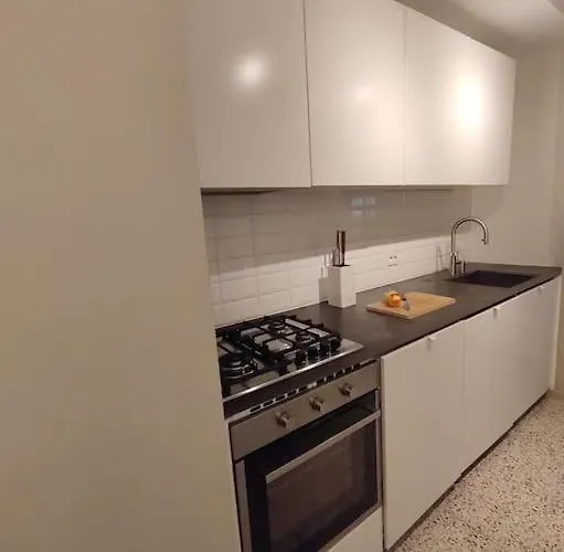 Sjarmerende, Sentrumsnaer Leilighet Apartament *