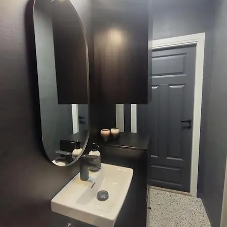 Apartment Sjarmerende, Sentrumsnaer Leilighet